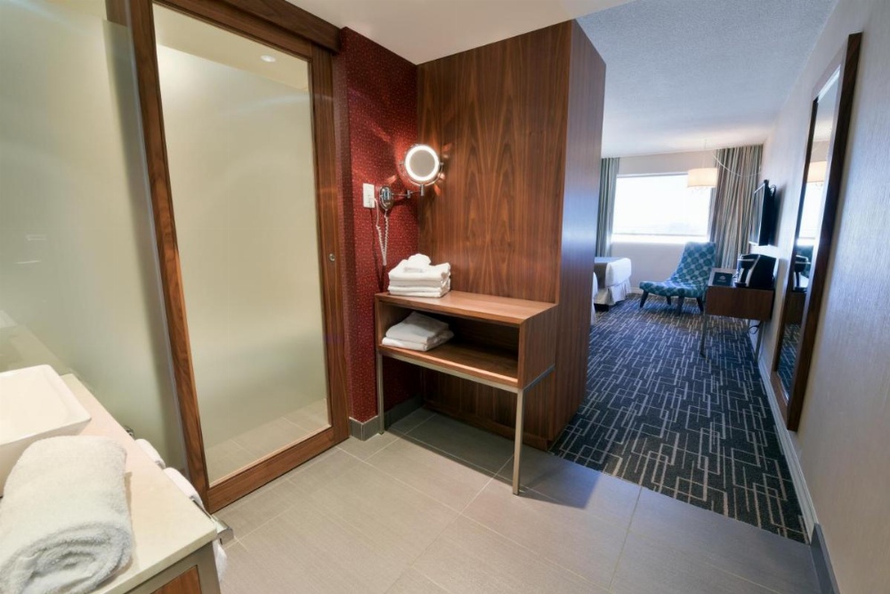 Room image 3