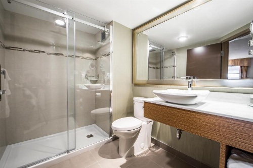 Hotel Universel Montreal image 8